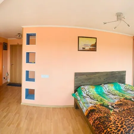 Прекрасная Однокомнатная Квартира Возле Железнодорожного Вокзала Apartment